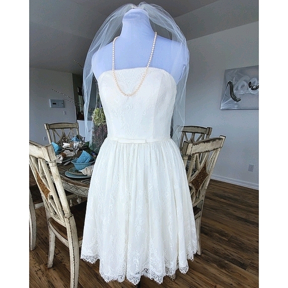 Wedding Gown by Mon Cheri, Ivory, midi, strapless - Picture 14 of 17